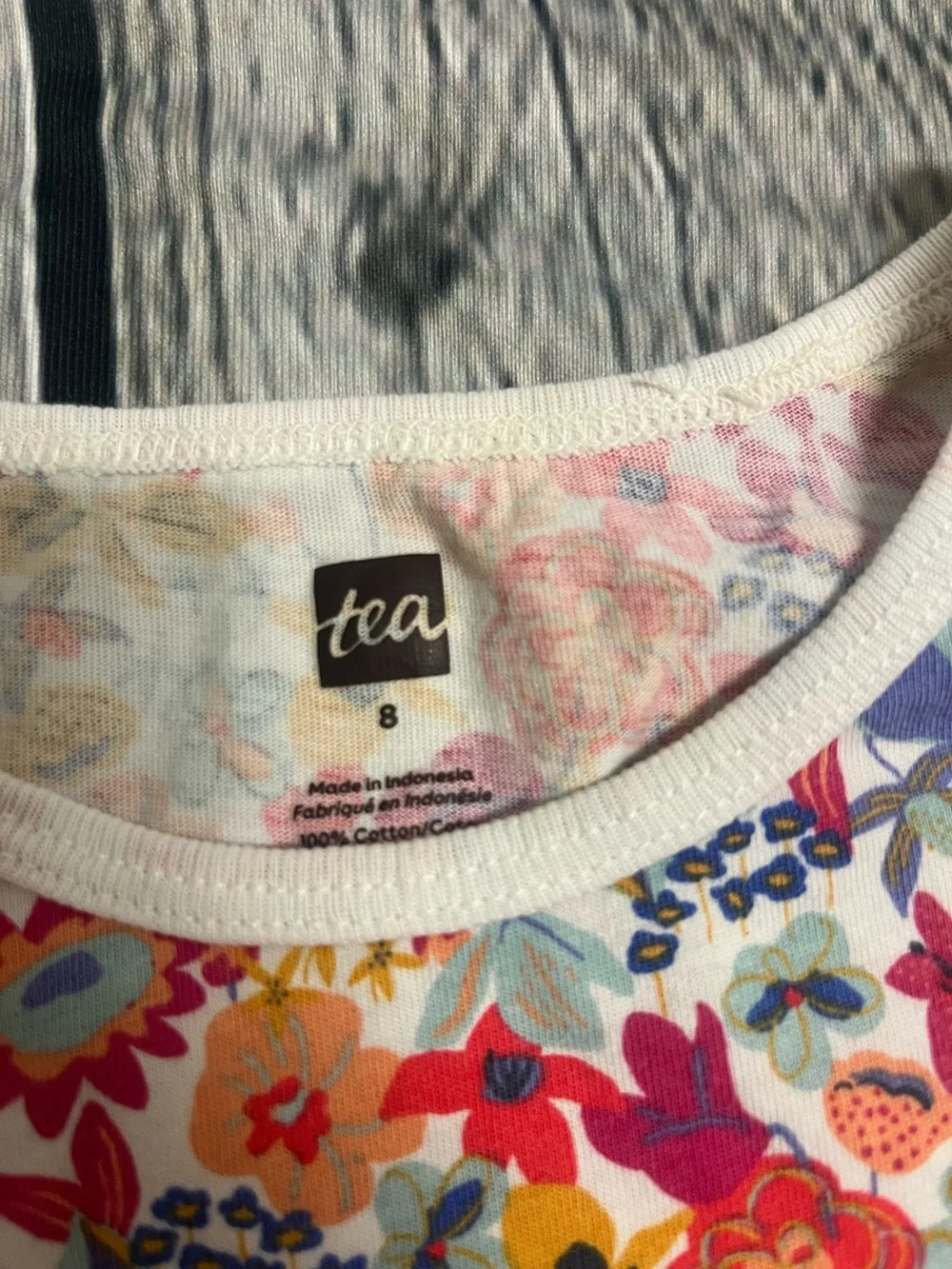 Tea Collection floral short sleeve tee size 8